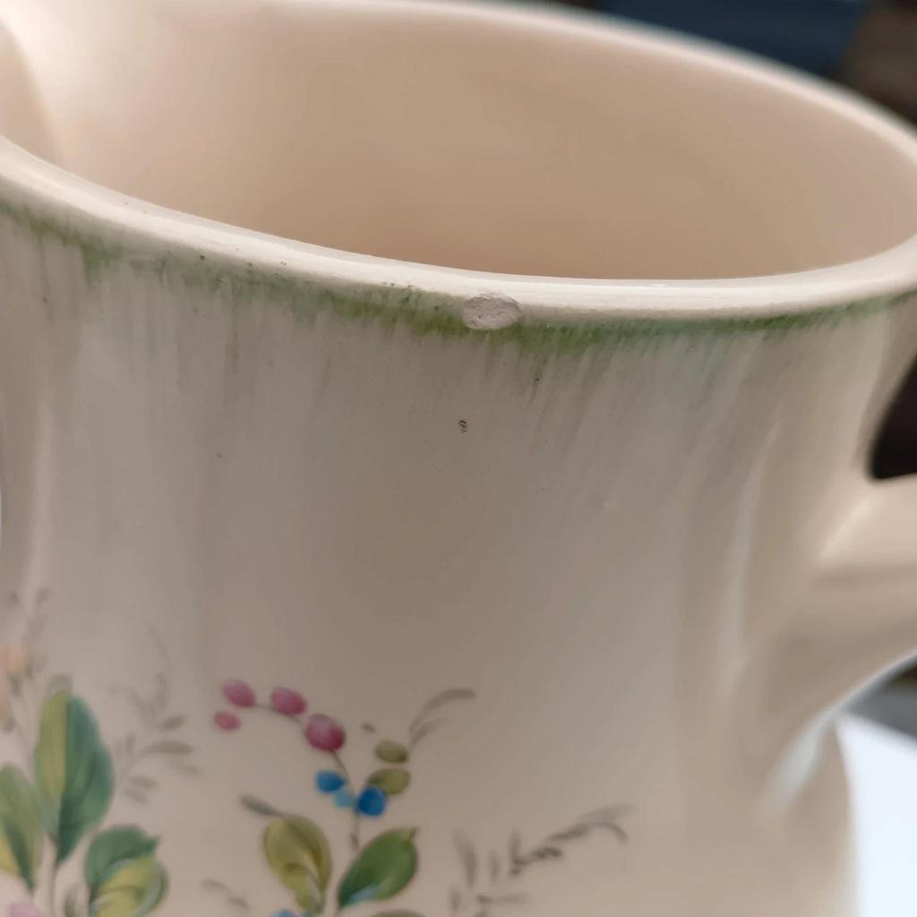 Très joli pichet vase vintage