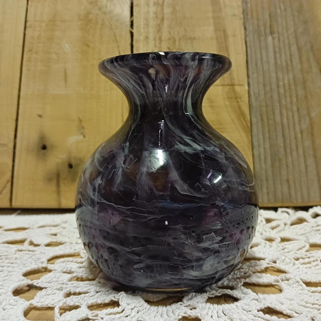 Très joli ancien petit vase boule La Rochère