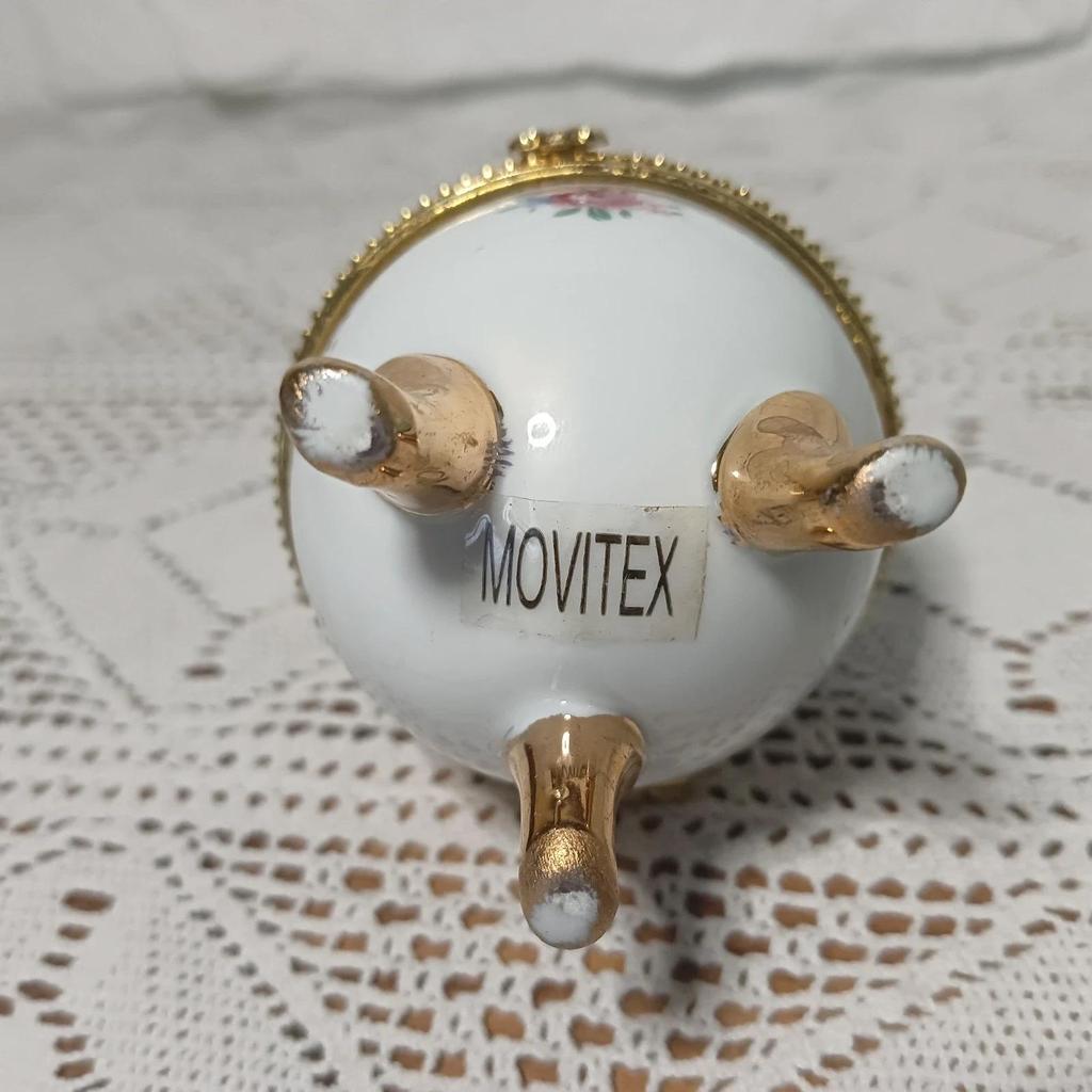 Très bel œuf de collection style Fabergé