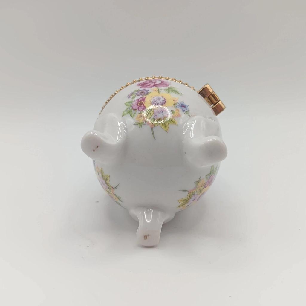 Très jolie ancienne boîte à bijoux œuf musical