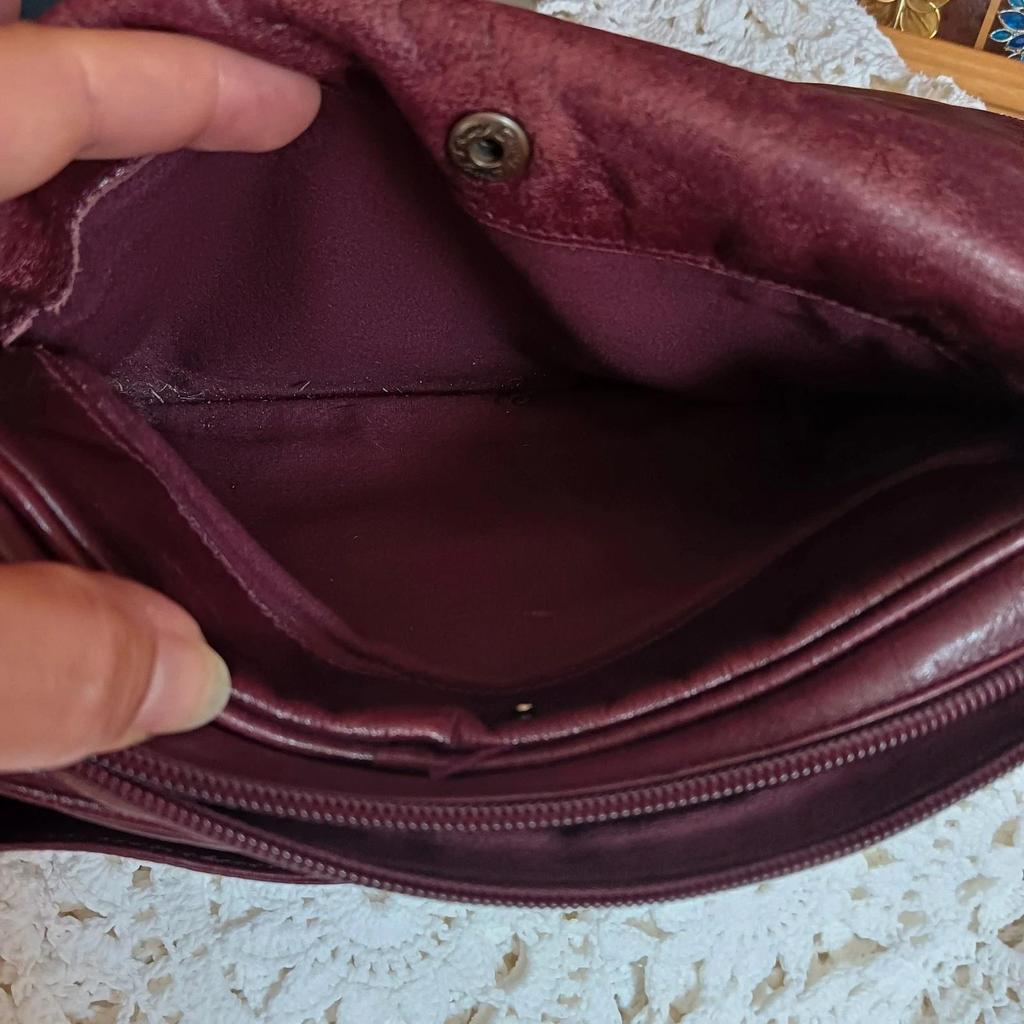 Très joli sac en cuir vintage