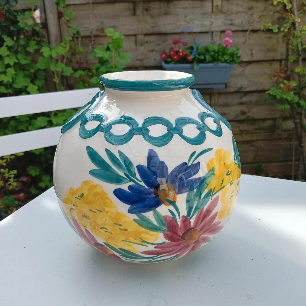 Très joli ancien vase boule