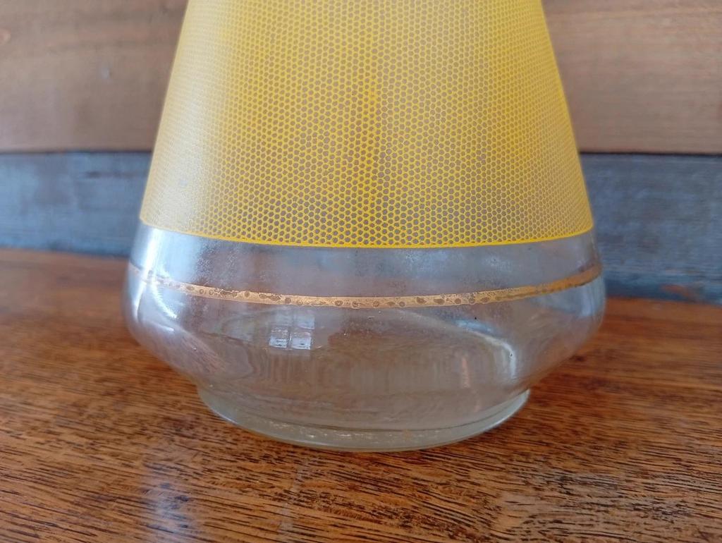 Très jolies carafes vintage